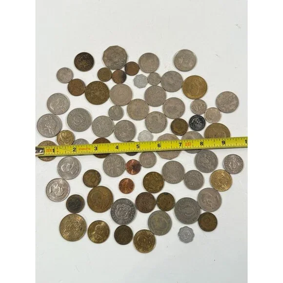 Lot of Various Coins Rupee Kenya Zimbabawe Seychelles Deutschland Tanzania - Picture 15 of 15